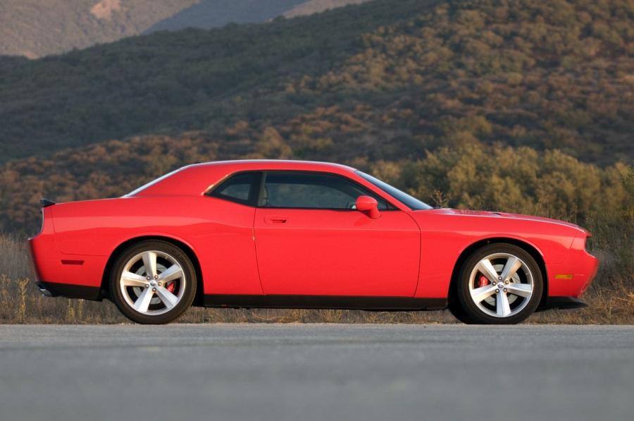  Dodge Challenger SRT8 2008 года  (фото 259 из 356)
